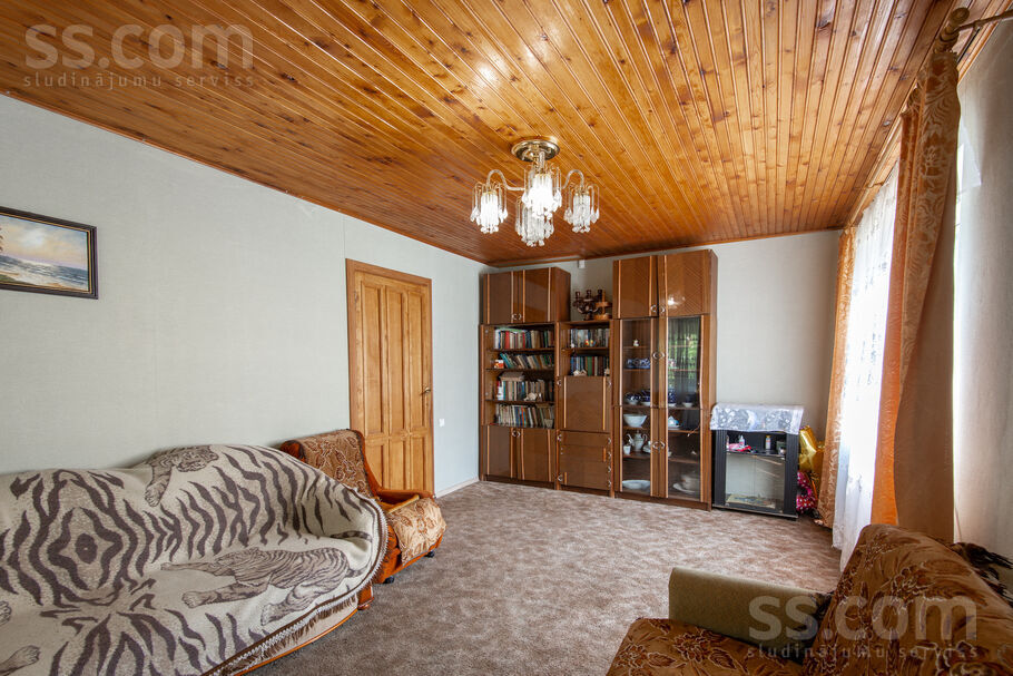 Celtnieku 24, Zvejniekciems, Rīgas rajons, Saulkrastu l. t. — maja