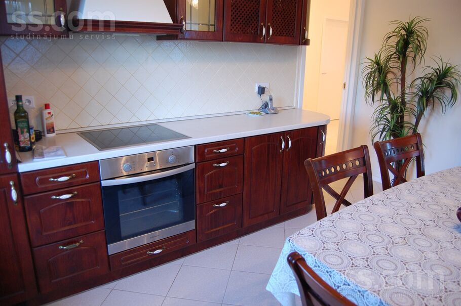 Liepezera, Liepezers, Rīgas rajons, Babītes pag. — maja