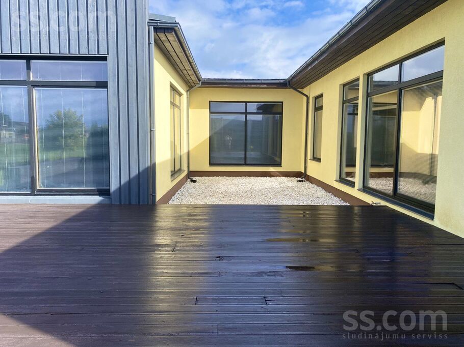 Zvejnieku 14, Ogre un raj., Ikšķile — maja