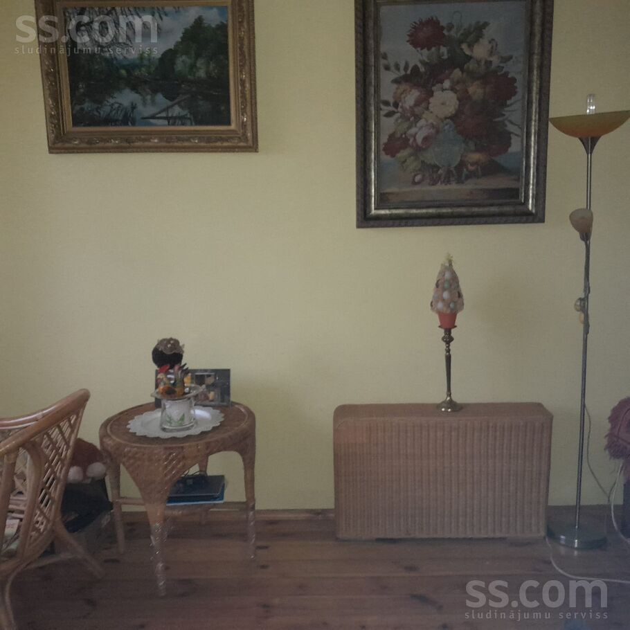 Vidzemes pr. 19, Ziemeļblāzma, Limbaži un raj., Skultes pag. — maja