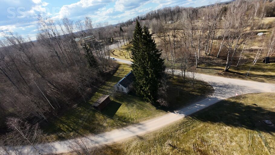 Ieviņās, Sēlija, Jēkabpils un raj., Sēlpils pag. — maja