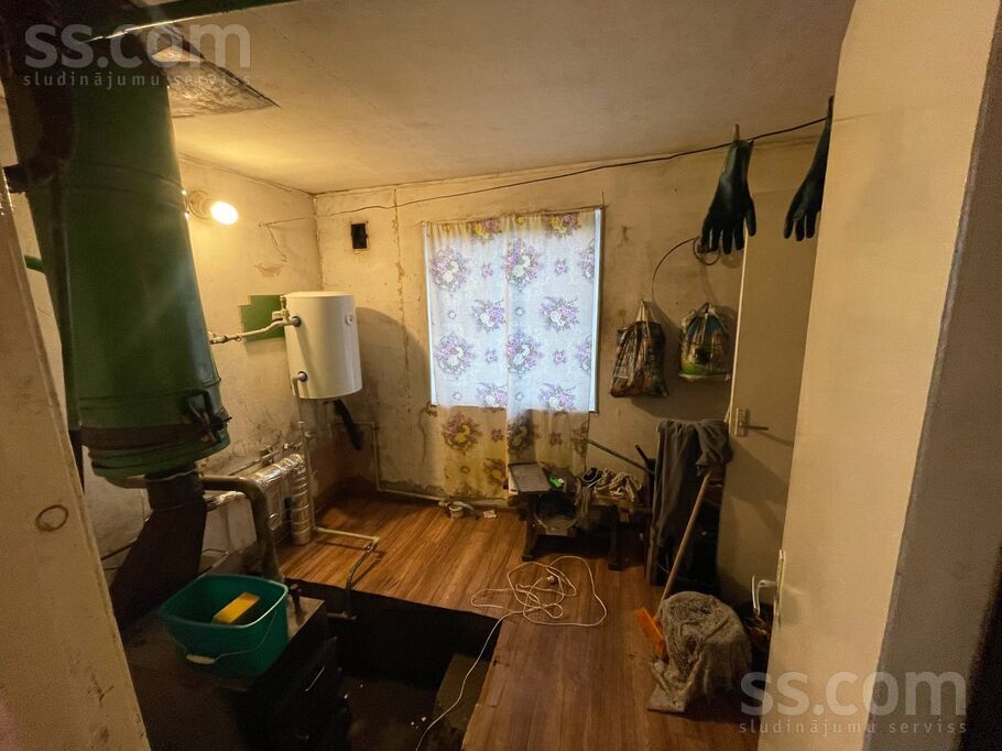 Bumbieru iela 6, Lauderi, Ludza un raj., Lauderu pag. — maja