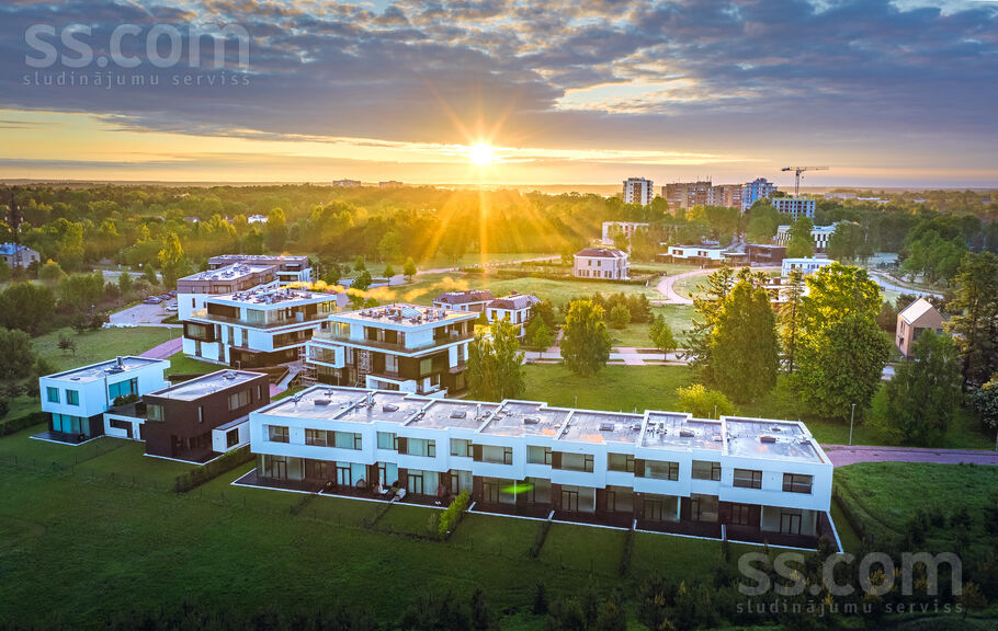 Jaunā Mežaparka 42, Rīga — maja