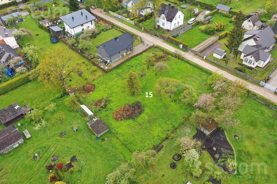 Tālivalža 15, Jūrmala — zeme