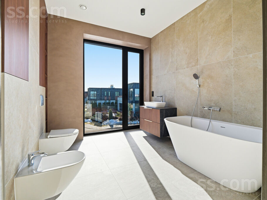 Nīcas 2, Piņķi, Rīgas rajons, Babītes pag. — maja