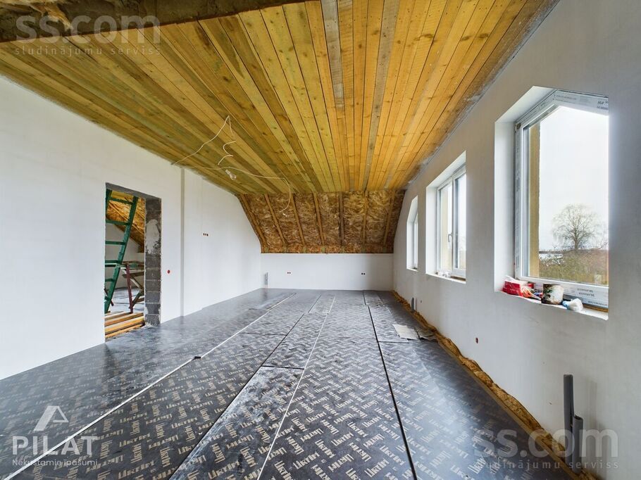 Šķēde 1-17-46, Šķēde, Liepāja un raj., Medzes pag. — maja