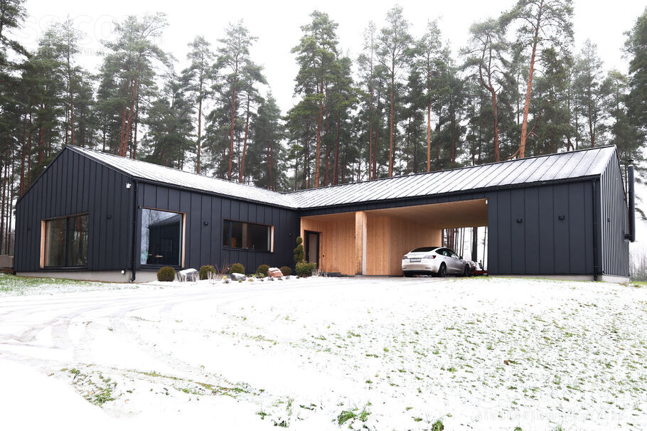 Saulesbrieži, Saulgoži, Rīgas rajons, Ķekavas pag. — maja