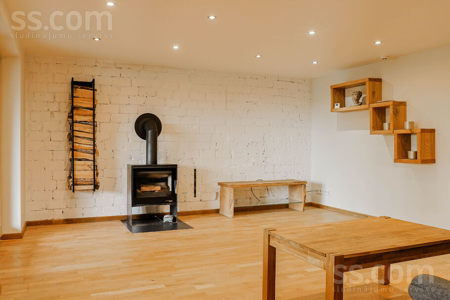 Ievu iela 19, Ogre un raj., Ikšķile — maja