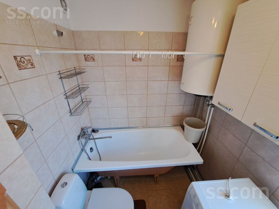 7 3, Auri, Dobele un raj., Auru pag. — dzivoklis