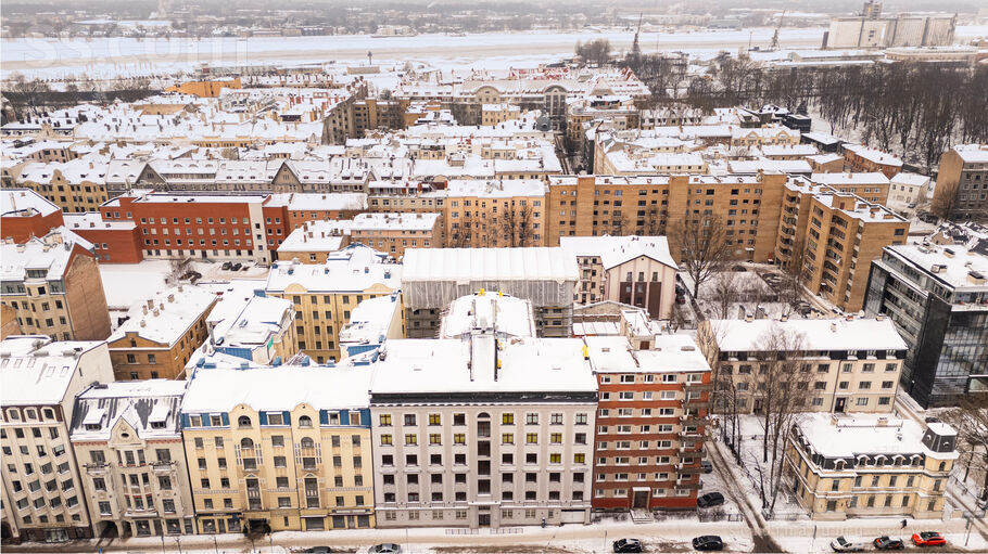 Pulkv. Brieža 15, Rīga — dzivoklis