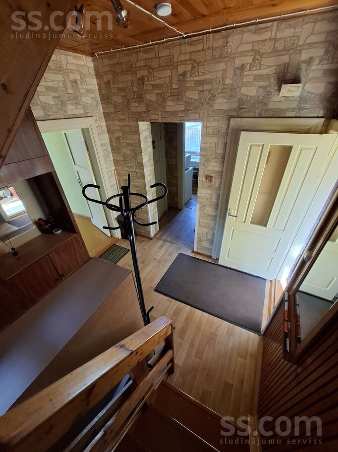 Šķūņu, Valmiera un raj., Valmiera — maja