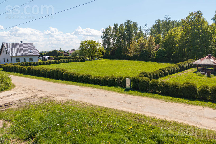 Birznieku iela 25, Birznieki, Rīgas rajons, Ādažu nov. — zeme