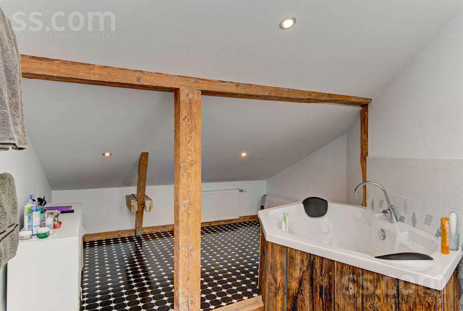 Uliha 11, Liepāja un raj., Liepāja — dzivoklis