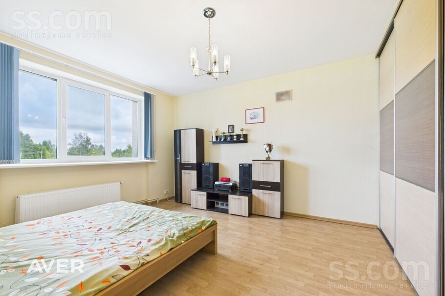 Lakstīgalu iela 32, Skrīveri, Aizkraukle un raj., Skrīveru pag. — maja