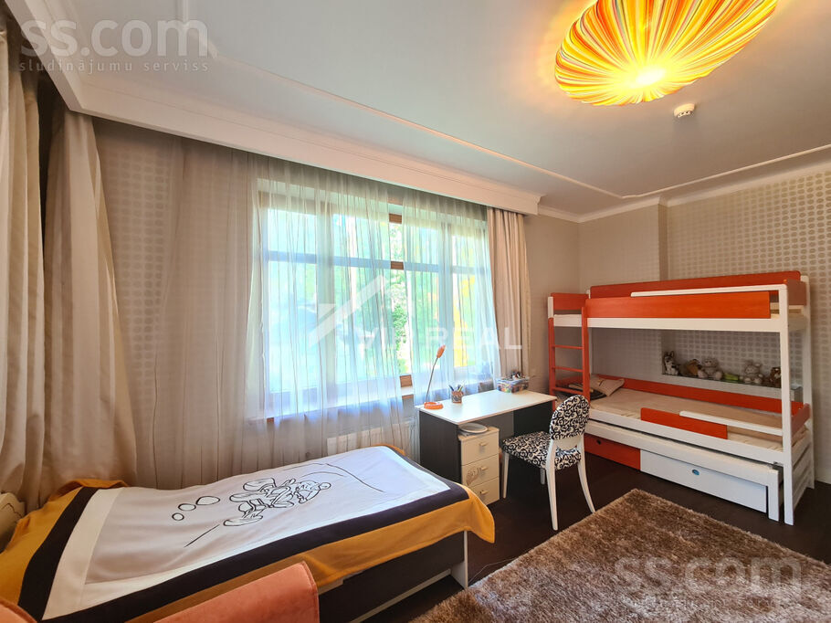 Madonas, Jūrmala — maja