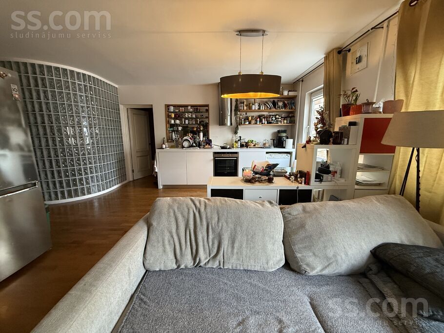 Jāna Pliekšāna 90, Jūrmala — dzivoklis