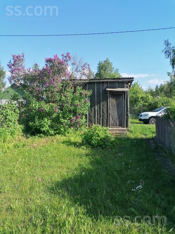 Ziedoņi 28, Vecstropi, Daugavpils un raj., Naujenes pag. — maja