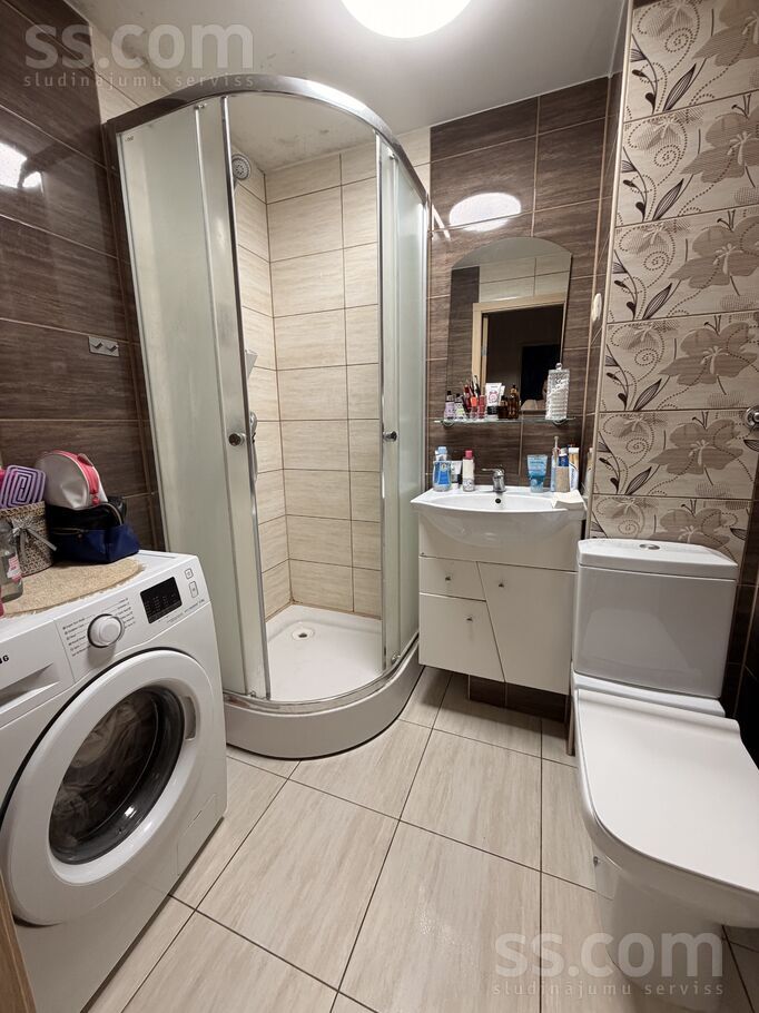 32 32, Jelgava un raj., Jelgava — dzivoklis