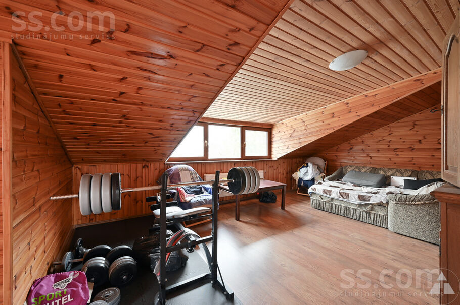 Rītupes 27, Rīga — maja