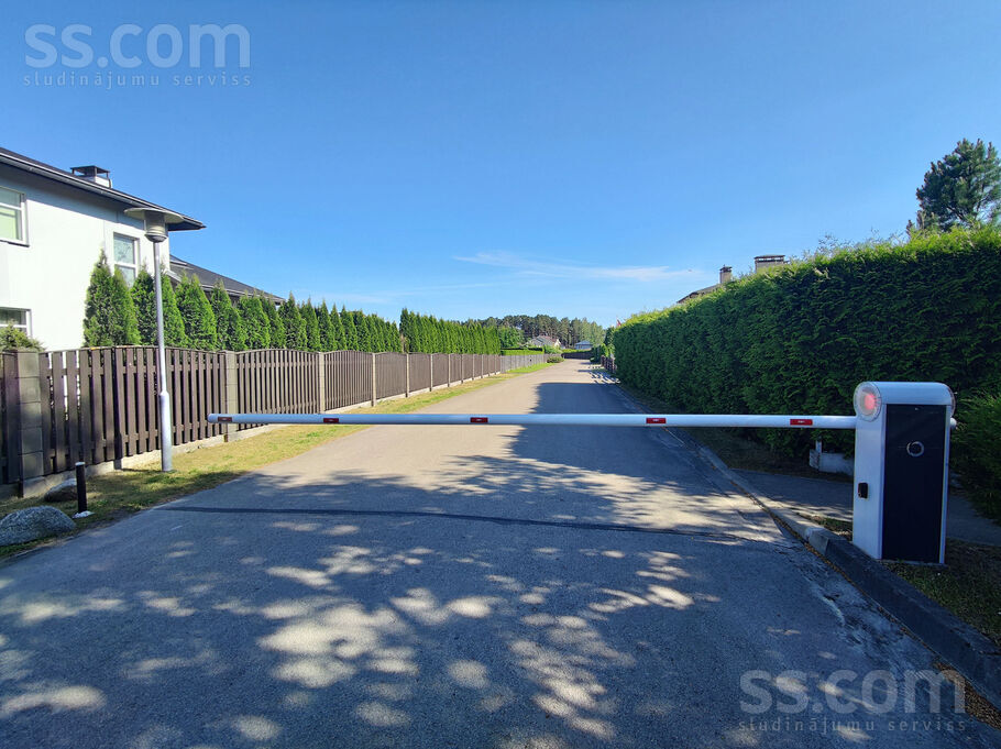 Kālavu 6, Mežāres, Rīgas rajons, Babītes pag. — maja