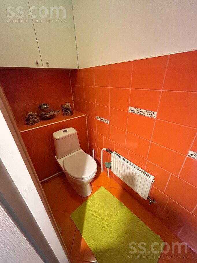 Viršu 20, Piņķi, Rīgas rajons, Babītes pag. — maja