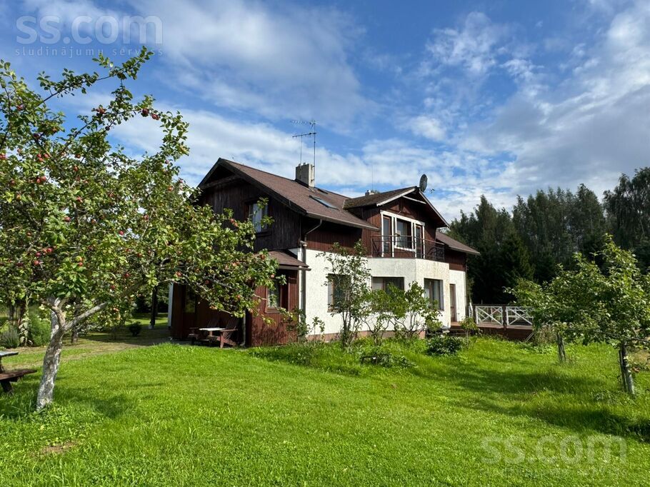 Atvari, Ģikši, Cēsis un raj., Amatas pag. — maja