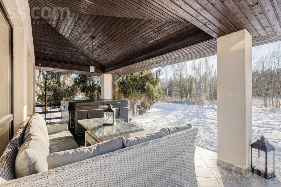 Vetras, Trenči, Rīgas rajons, Babītes pag. — maja