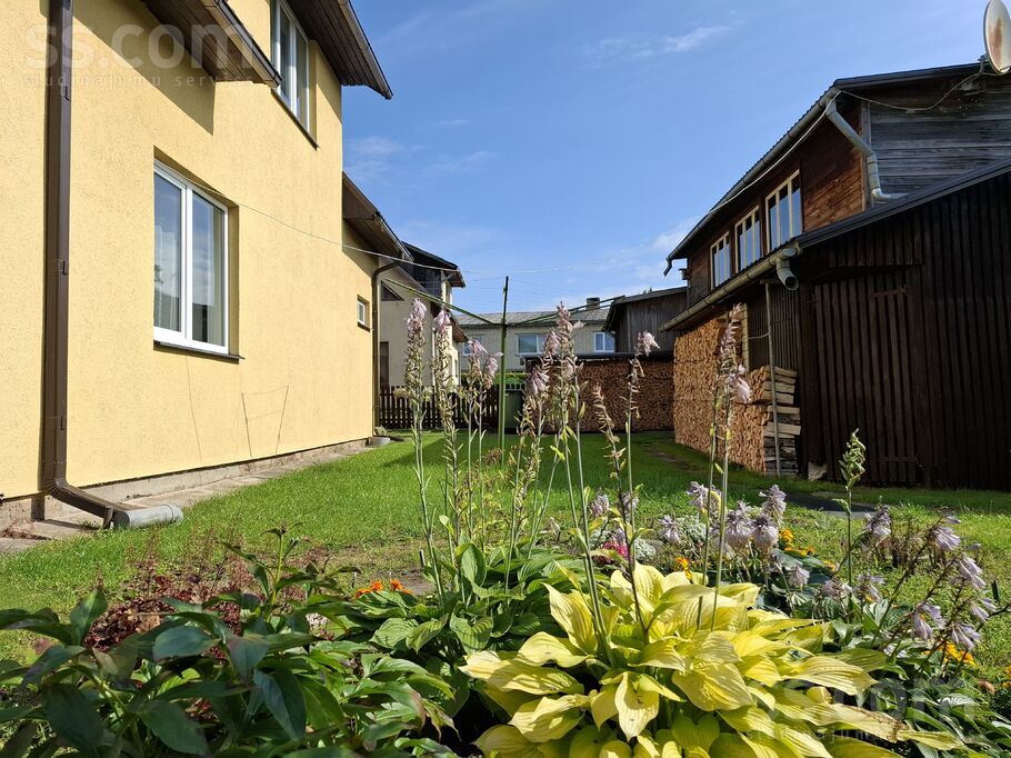 Šķūņu, Valmiera un raj., Valmiera — maja