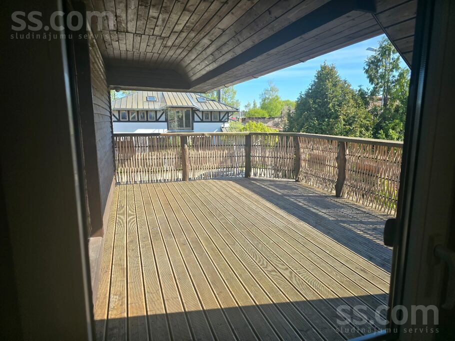 Ābeļu 3, Liepāja un raj., Liepāja — maja