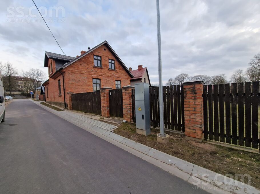 Kalna iela 4, Tukums un raj., Tukums — maja