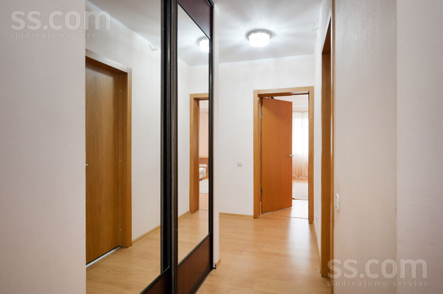 Bērzavoti k-3, Rīgas rajons, Baloži — dzivoklis