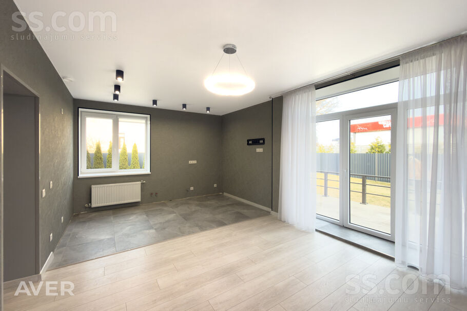 Oškalna 49a, Daugavpils un raj., Daugavpils — maja