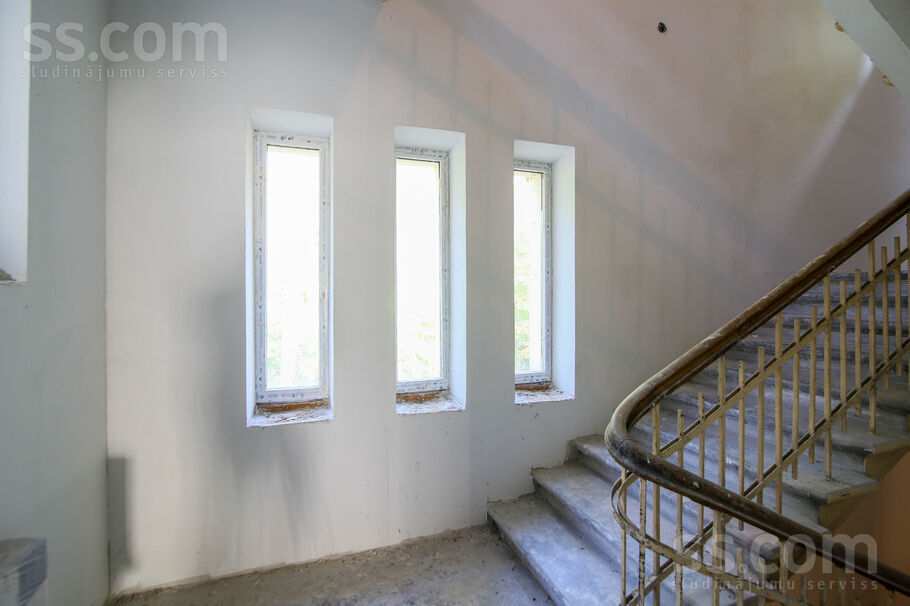 Meža pr., Rīga — maja