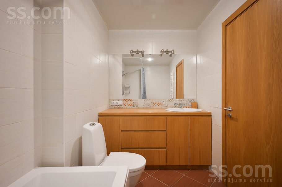 Bērzavoti k-3, Rīgas rajons, Baloži — dzivoklis