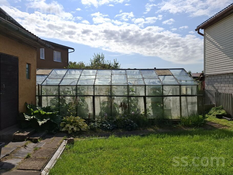 Šķūņu, Valmiera un raj., Valmiera — maja