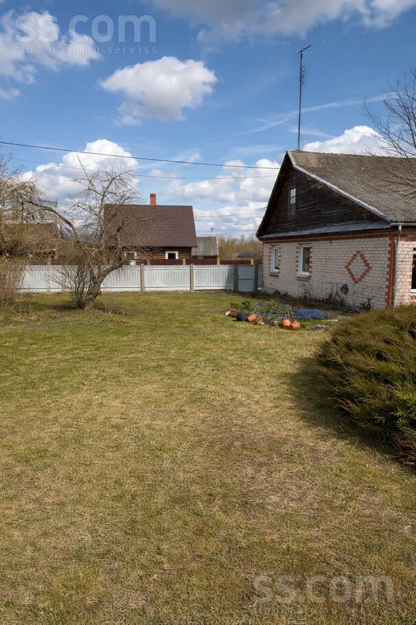 Smilšu 8, Daugavpils un raj., Ilūkste — maja