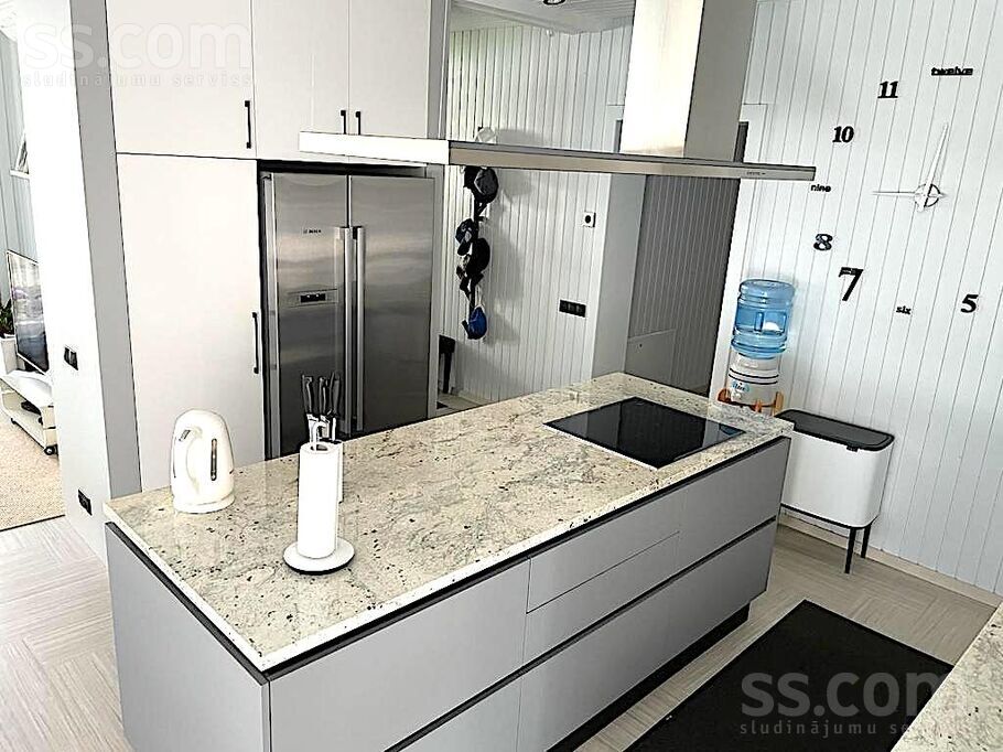 Meža prospekts 79, Jūrmala — maja