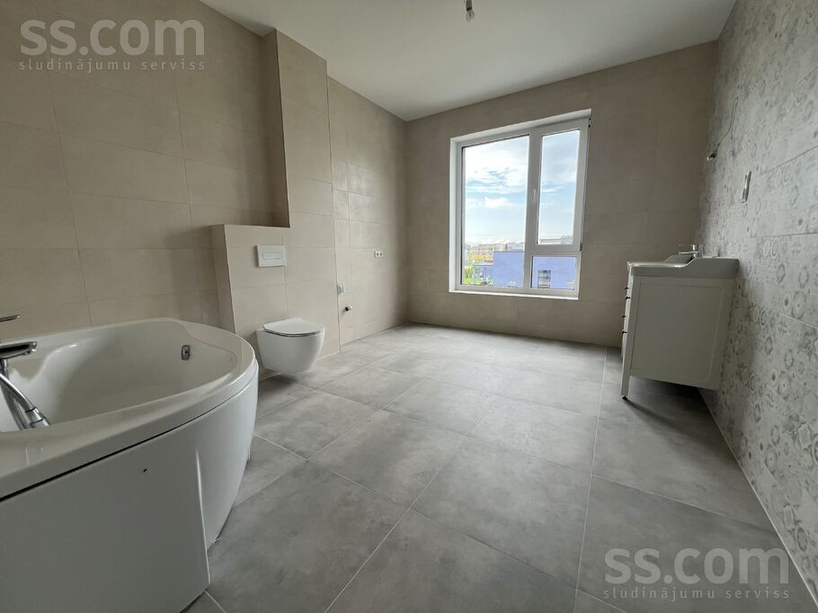 Petera 30, Mārupe, Rīgas rajons, Mārupes pag. — maja