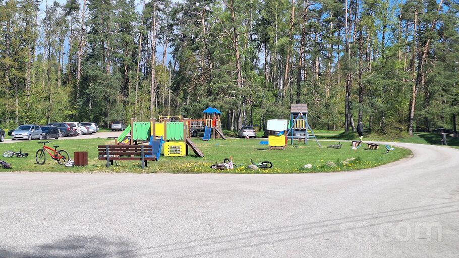 Labrenči 7, Tērvete, Dobele un raj., Tērvetes pag. — dzivoklis