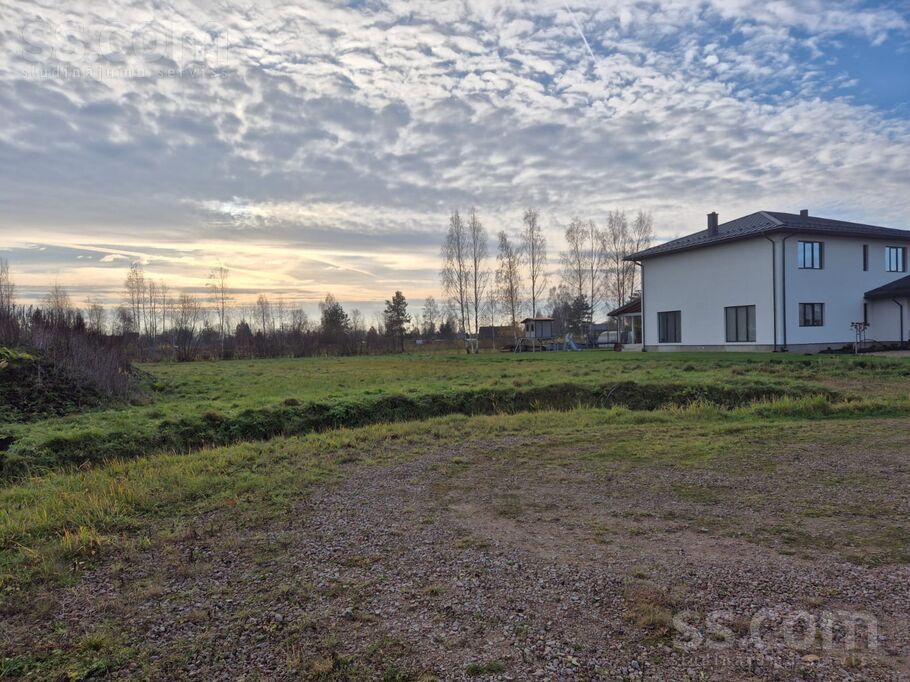 2.līnija 8e, Jelgava un raj., Jelgava — zeme