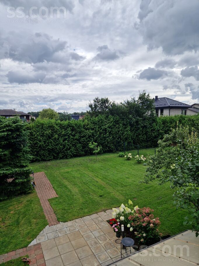 Liliju iela 108, Mārupe, Rīgas rajons, Mārupes pag. — maja