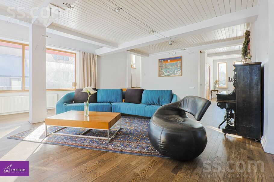 Mālkalnu 21, Rīgas rajons, Sigulda — maja