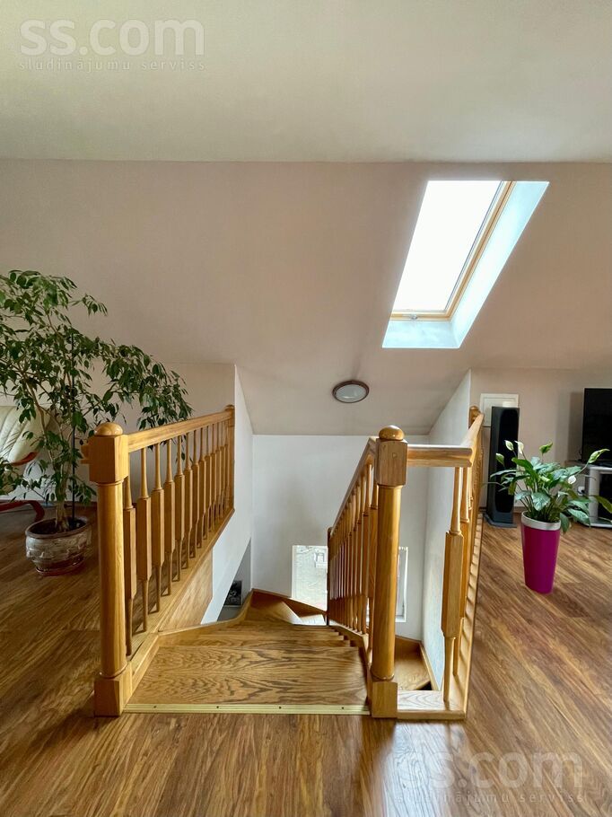 Vestienas 27, Rīga — maja