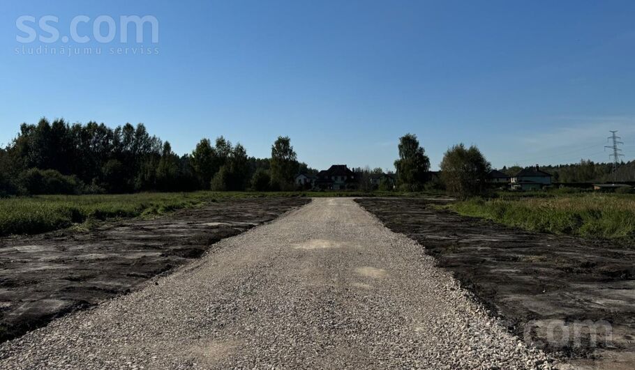 Pīpeņu iela, Mežāres, Rīgas rajons, Babītes pag. — zeme