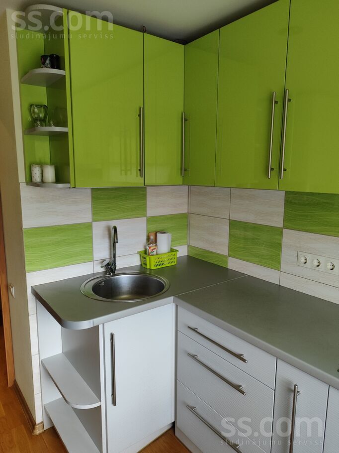 Skolas 3, Nīca, Liepāja un raj., Nīcas pag. — dzivoklis