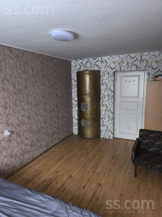 Ozolnieku ceriņi 9, Ozolnieki, Tukums un raj., Slampes pag. — dzivoklis