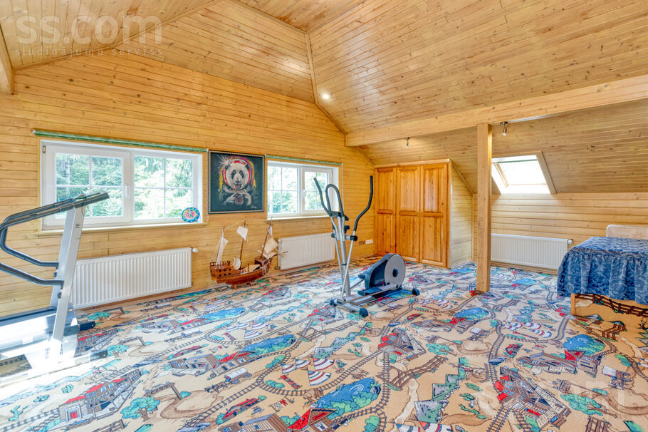 Rožkalni 2, Ogre un raj., Birzgales pag. — maja