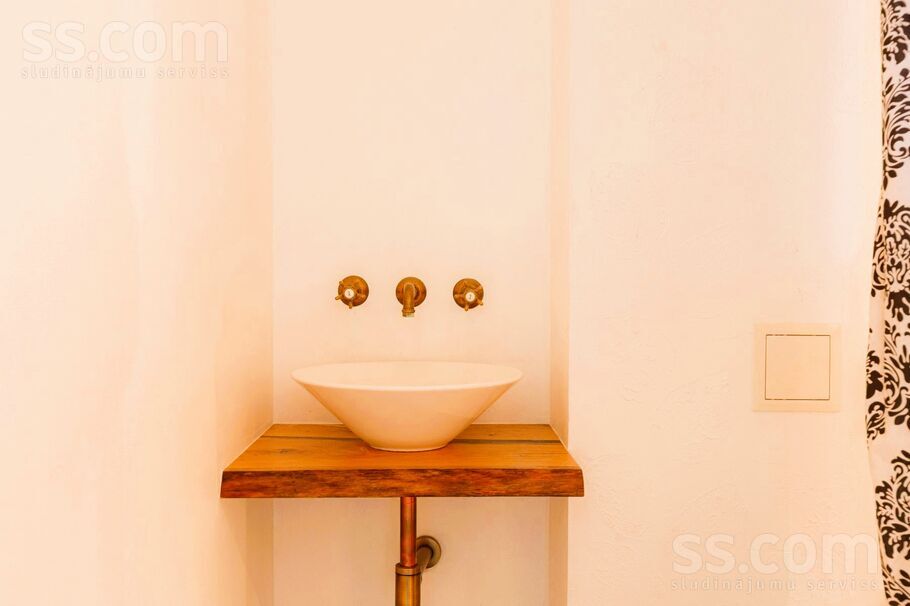 Tērbatas 93/95, Rīga — dzivoklis