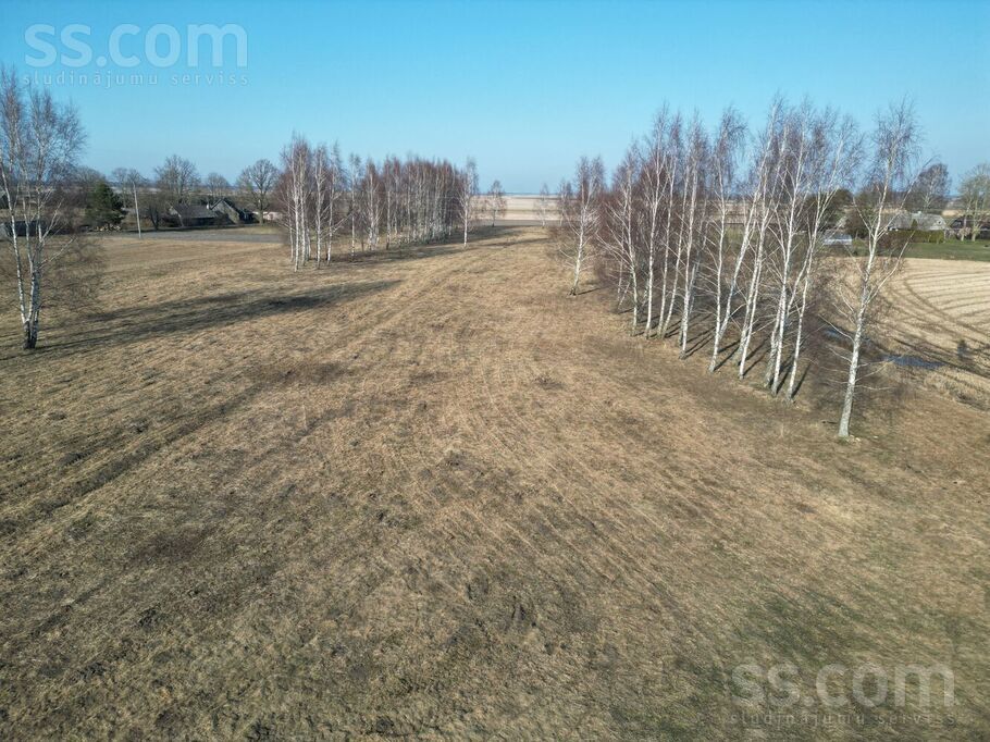 Oktāvas, Bernāti, Liepāja un raj., Nīcas pag. — zeme