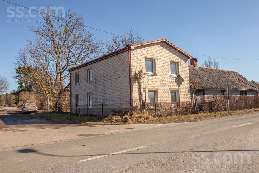 Lielā iela 148, Mērsrags, Talsi un raj., Mērsraga pag. — maja